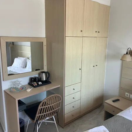 Otel Krini *